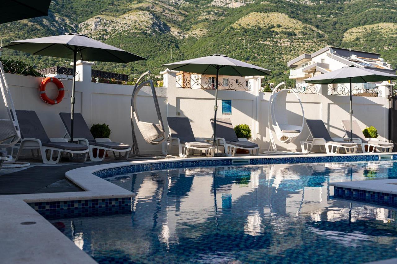 Delfin Apartments Sutomore Buitenkant foto
