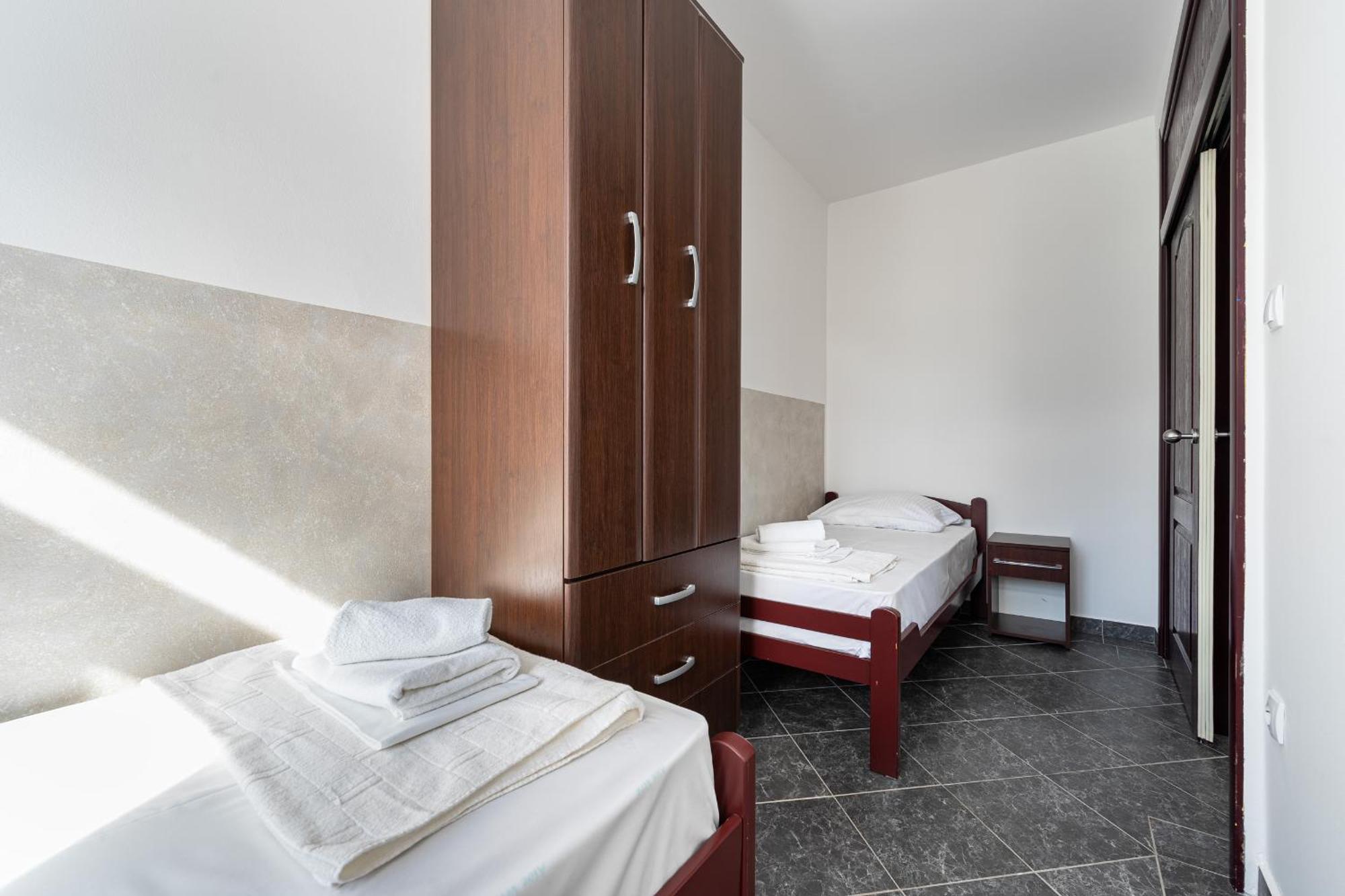 Delfin Apartments Sutomore Buitenkant foto