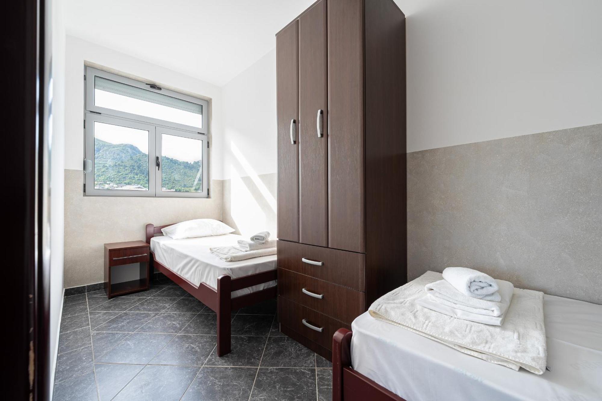 Delfin Apartments Sutomore Buitenkant foto