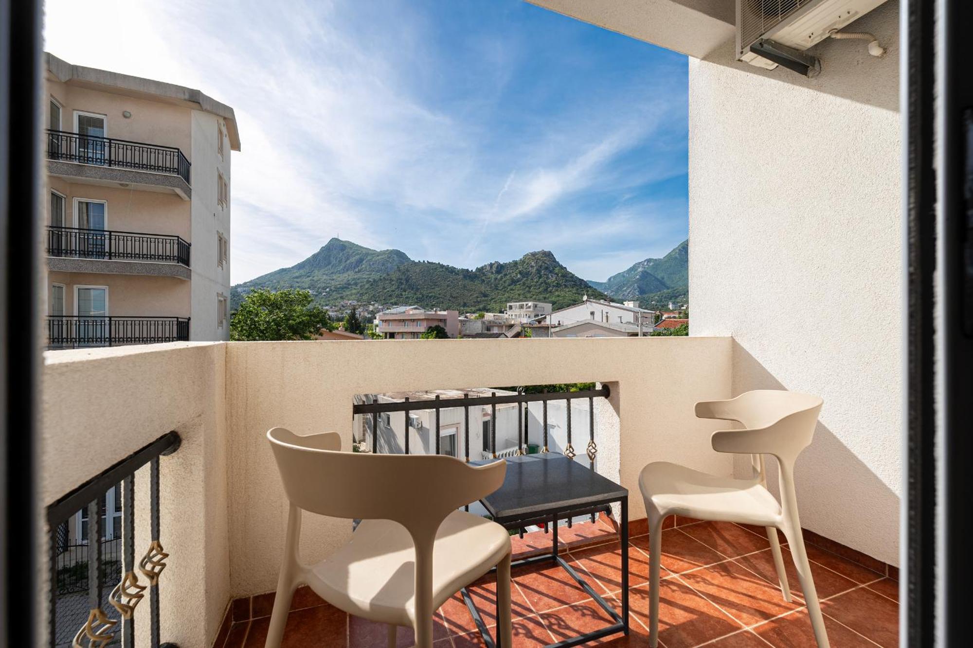 Delfin Apartments Sutomore Kamer foto