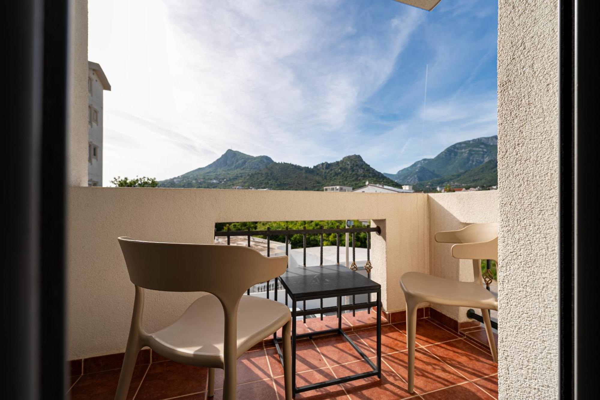 Delfin Apartments Sutomore Kamer foto