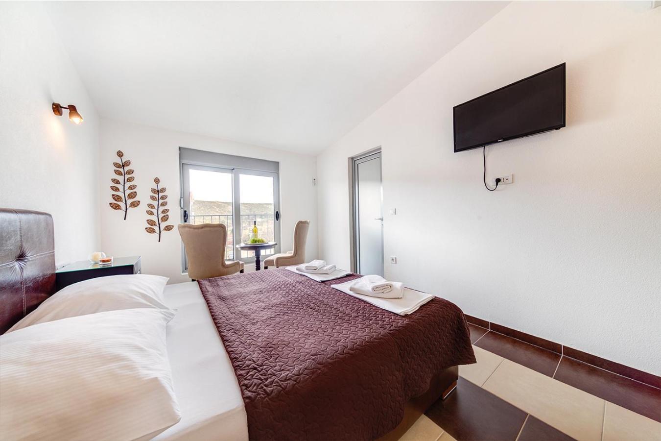 Delfin Apartments Sutomore Kamer foto